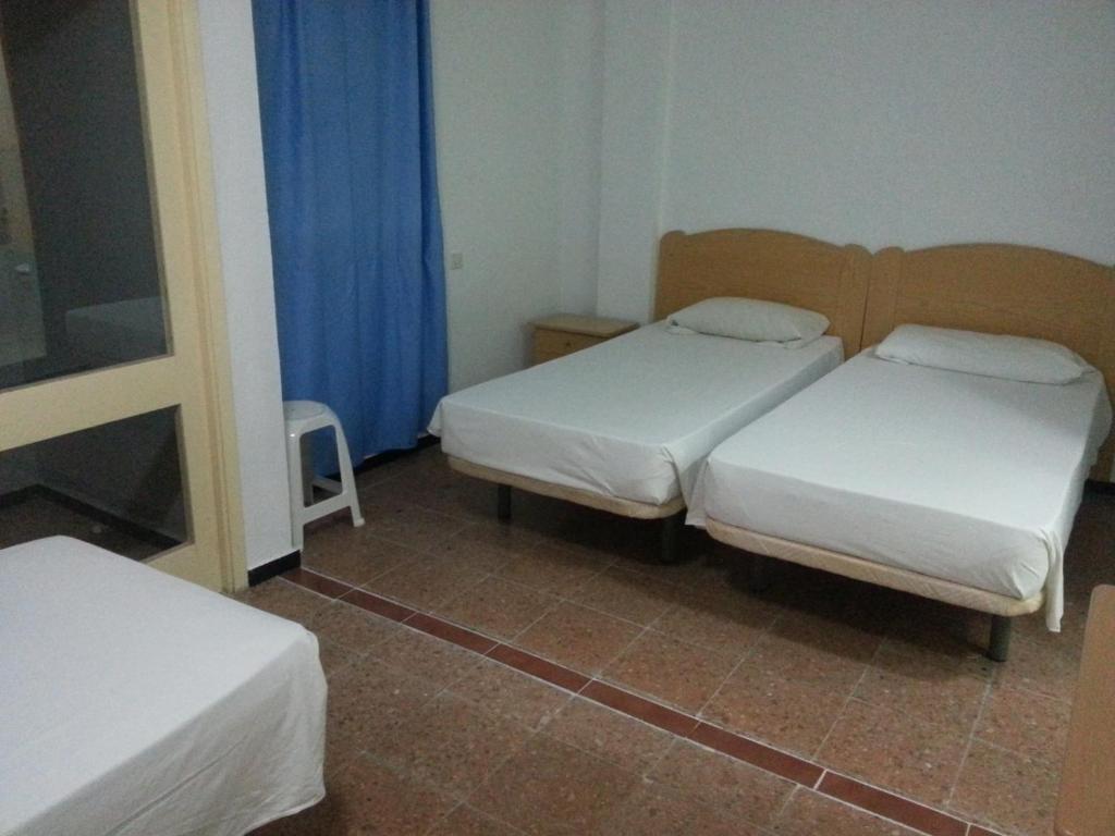 Hostal Casa De Huespedes San Fernando - Adults Only Playa del Ingles  Room photo